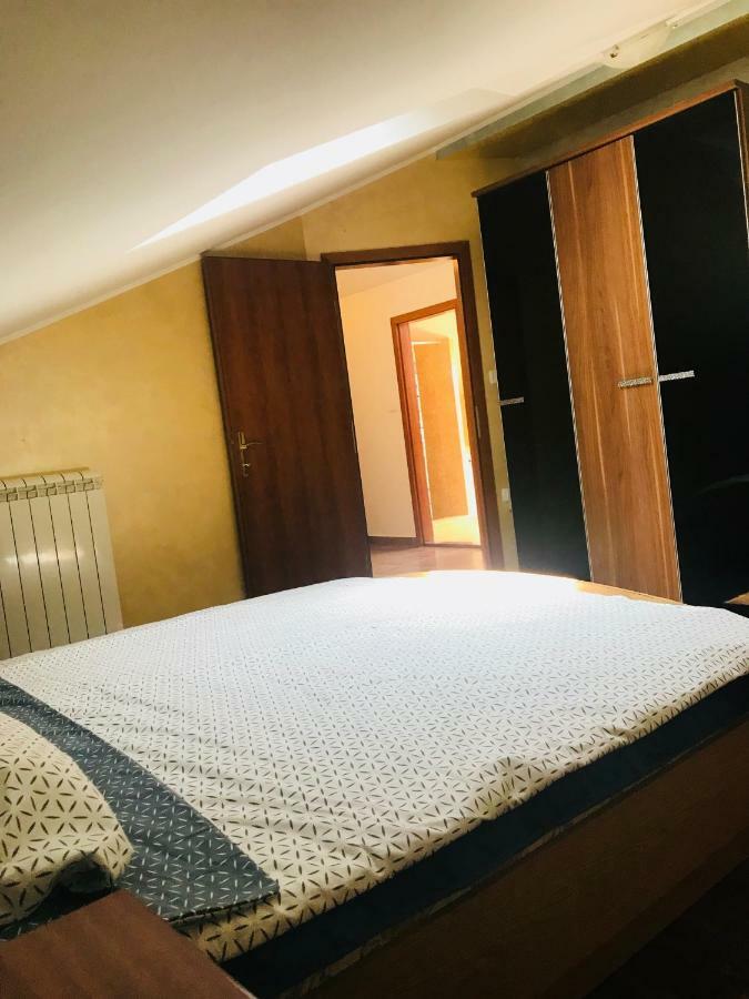 Cezarji Apartments Vidovic מראה חיצוני תמונה
