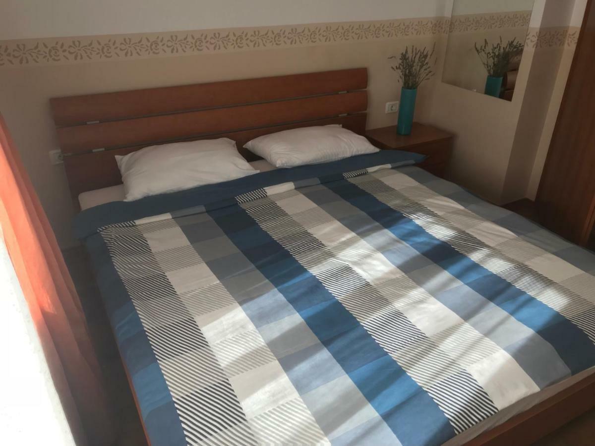 Cezarji Apartments Vidovic מראה חיצוני תמונה