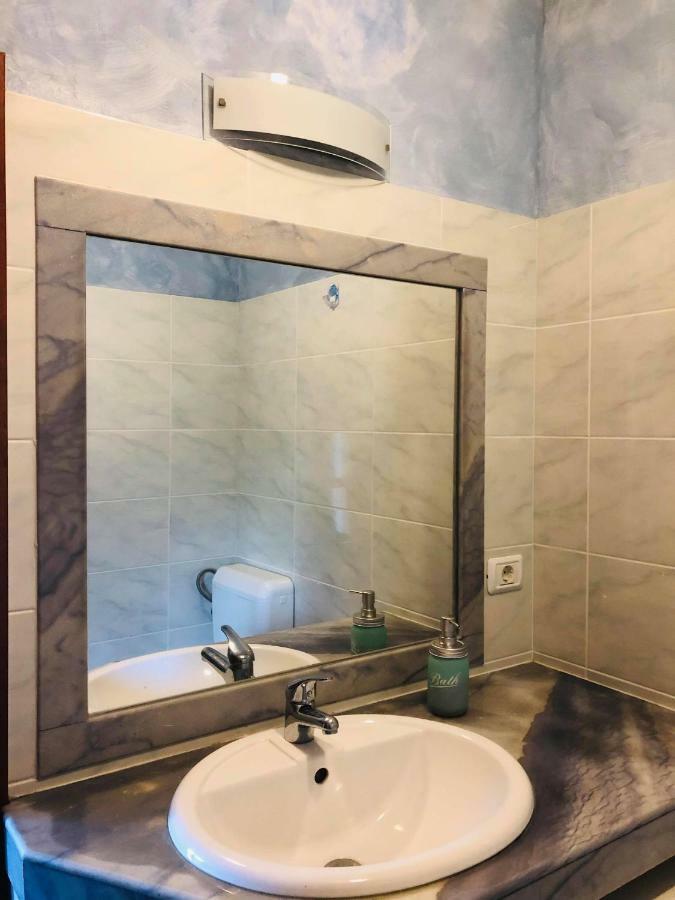 Cezarji Apartments Vidovic מראה חיצוני תמונה